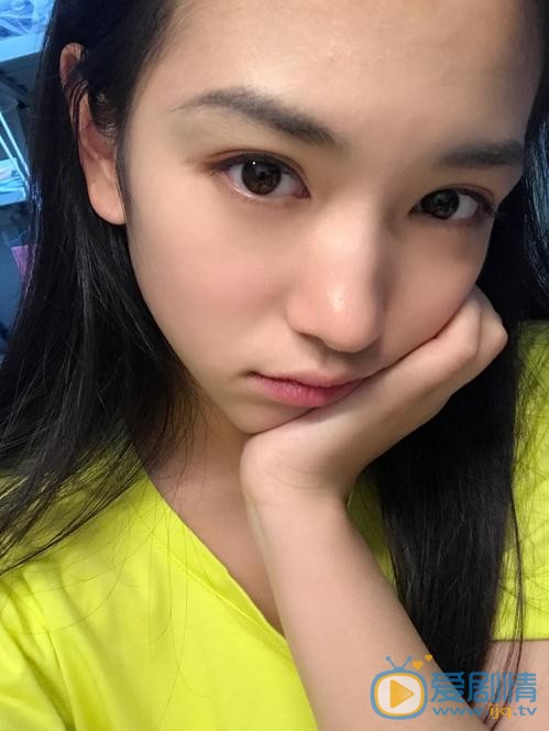 代露娃生活照 代露娃高清写真_代露娃高清剧照