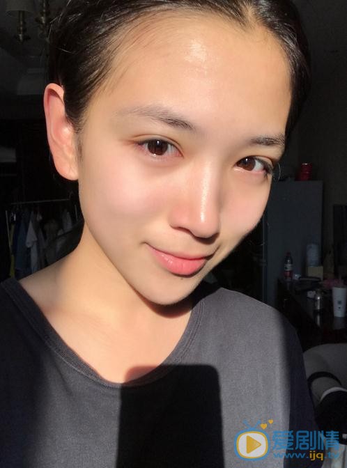 代露娃生活照 代露娃高清写真_代露娃高清剧照