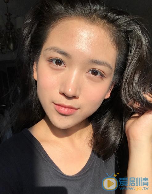 代露娃生活照 代露娃高清写真_代露娃高清剧照