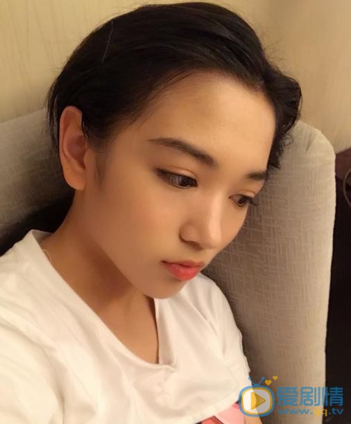 代露娃生活照 代露娃高清写真_代露娃高清剧照