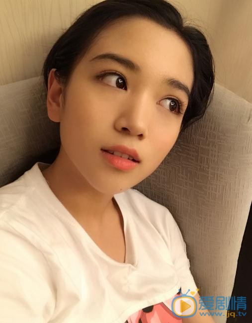 代露娃生活照 代露娃高清写真_代露娃高清剧照