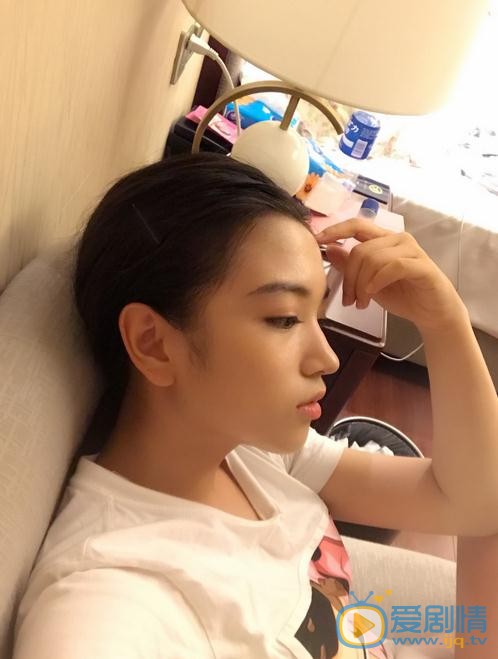 代露娃生活照 代露娃高清写真_代露娃高清剧照