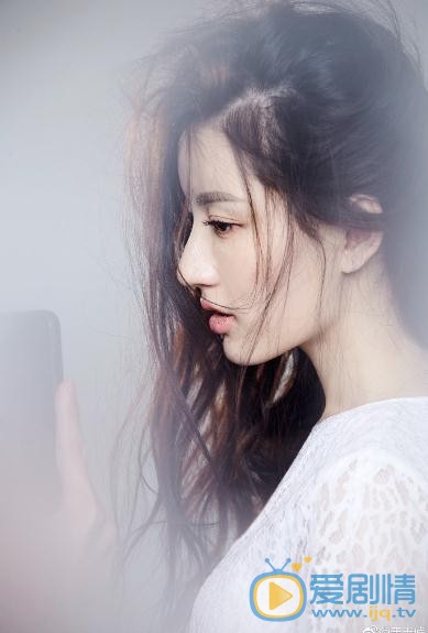 梅宝莱个人写真 梅宝莱高清写真_梅宝莱高清剧照
