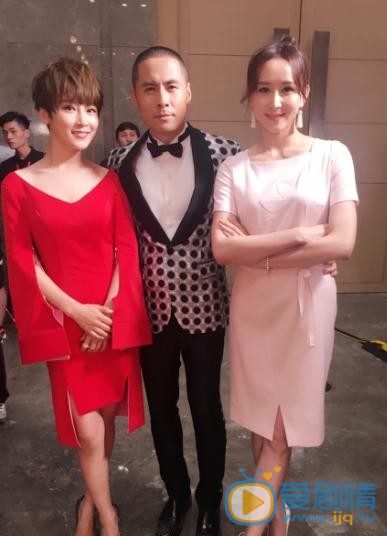 谢楠参加活动写真 谢楠高清写真_谢楠高清剧照