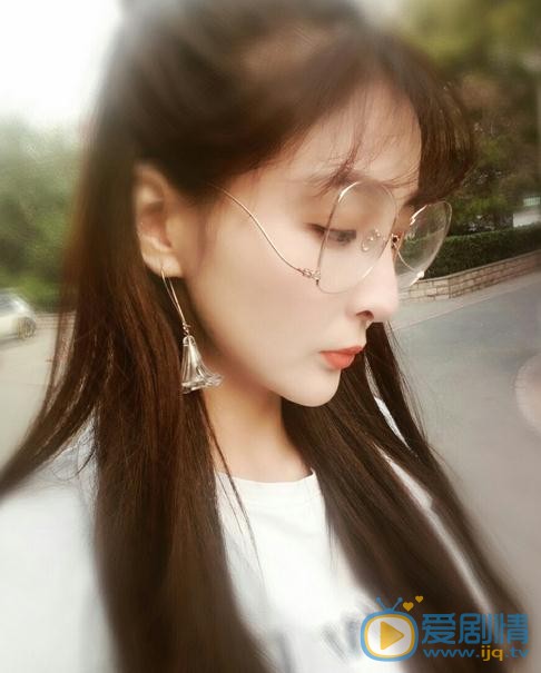 崔航生活照 崔航高清写真_崔航高清剧照