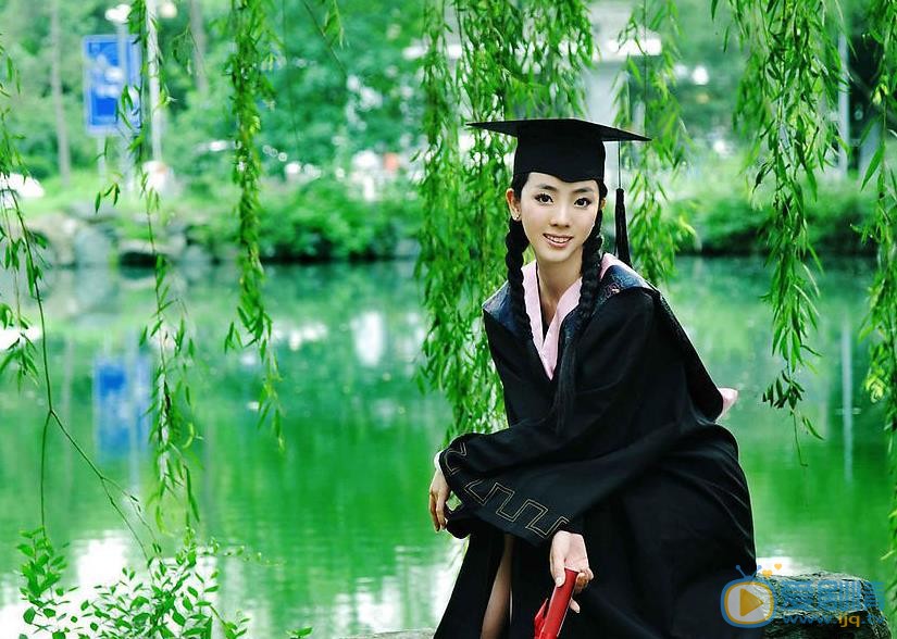 李思思毕业写真 李思思高清写真_李思思高清剧照