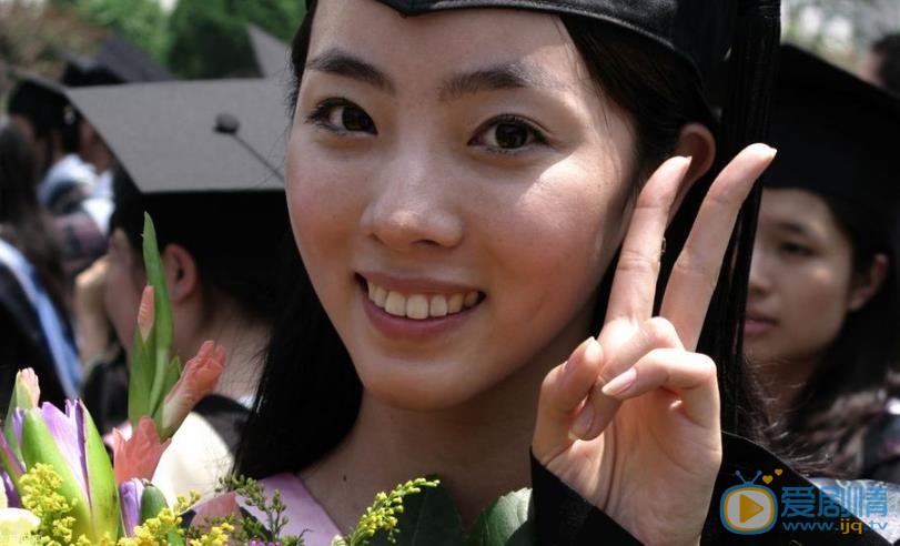 李思思毕业写真 李思思高清写真_李思思高清剧照