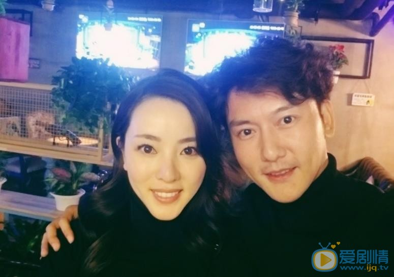 李思思合照 李思思高清写真_李思思高清剧照
