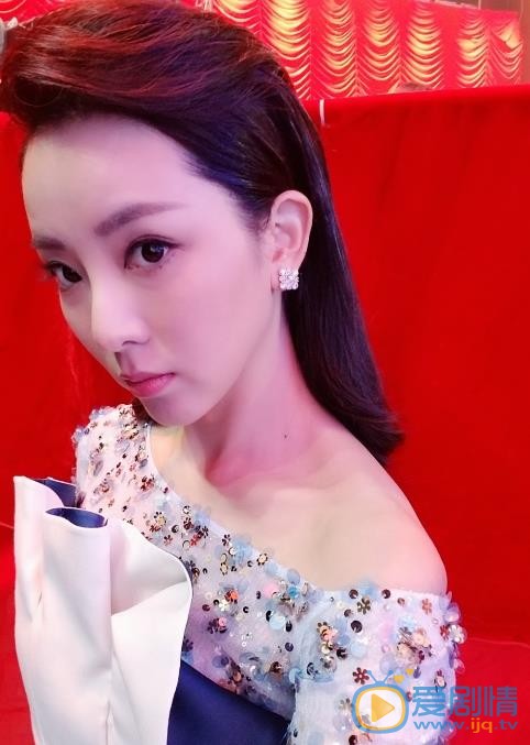 李思思主持节目照 李思思高清写真_李思思高清剧照