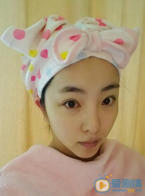 李思思生活照 李思思高清写真_李思思高清剧照