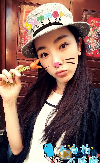 李思思生活照 李思思高清写真_李思思高清剧照