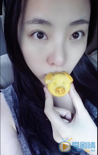 李思思生活照 李思思高清写真_李思思高清剧照