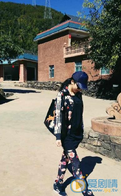 李思思旅行大片 李思思高清写真_李思思高清剧照
