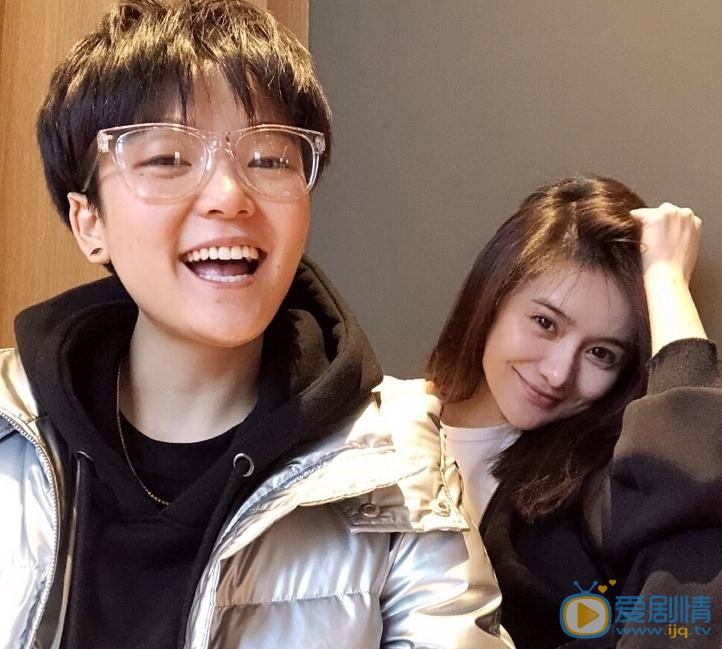 艾如与人合照 艾如高清写真_艾如高清剧照