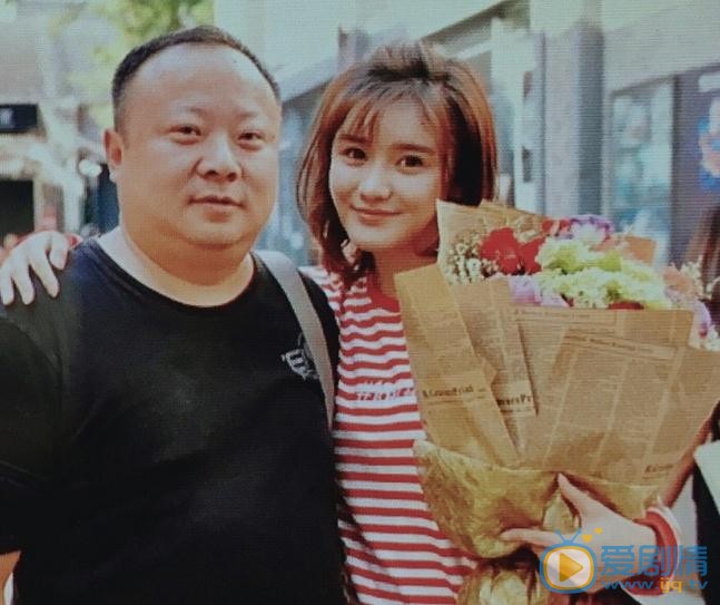 艾如与人合照 艾如高清写真_艾如高清剧照