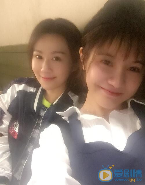 艾如与人合照 艾如高清写真_艾如高清剧照
