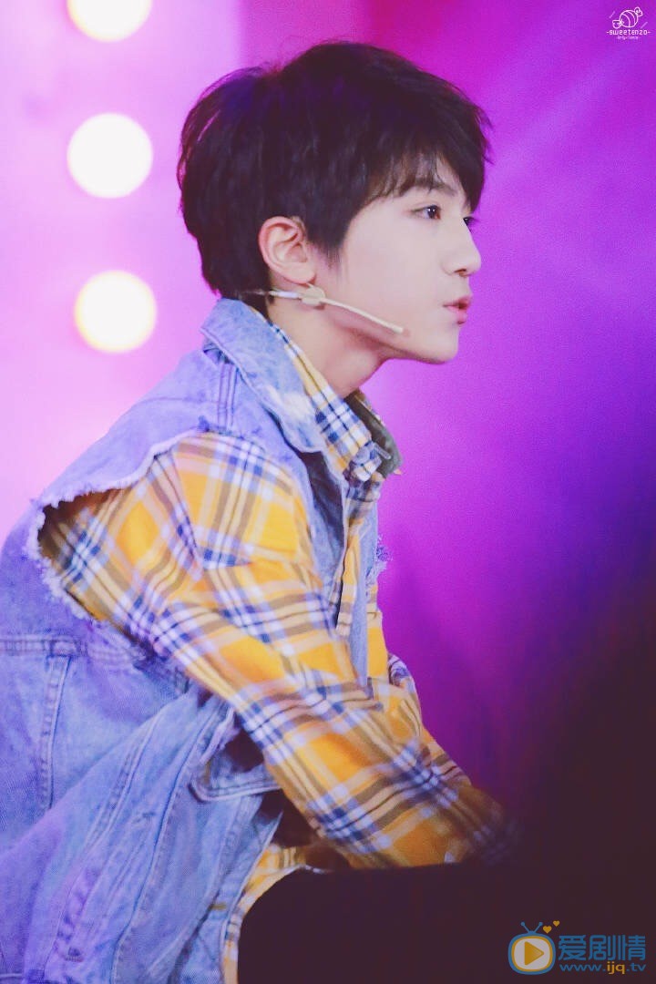 李天泽演唱会写真 李天泽高清写真_李天泽高清剧照