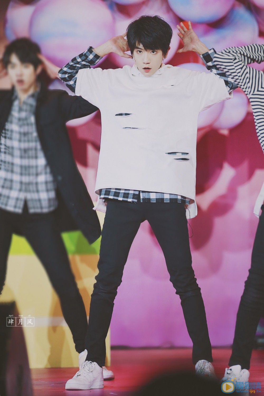 李天泽演唱会写真 李天泽高清写真_李天泽高清剧照