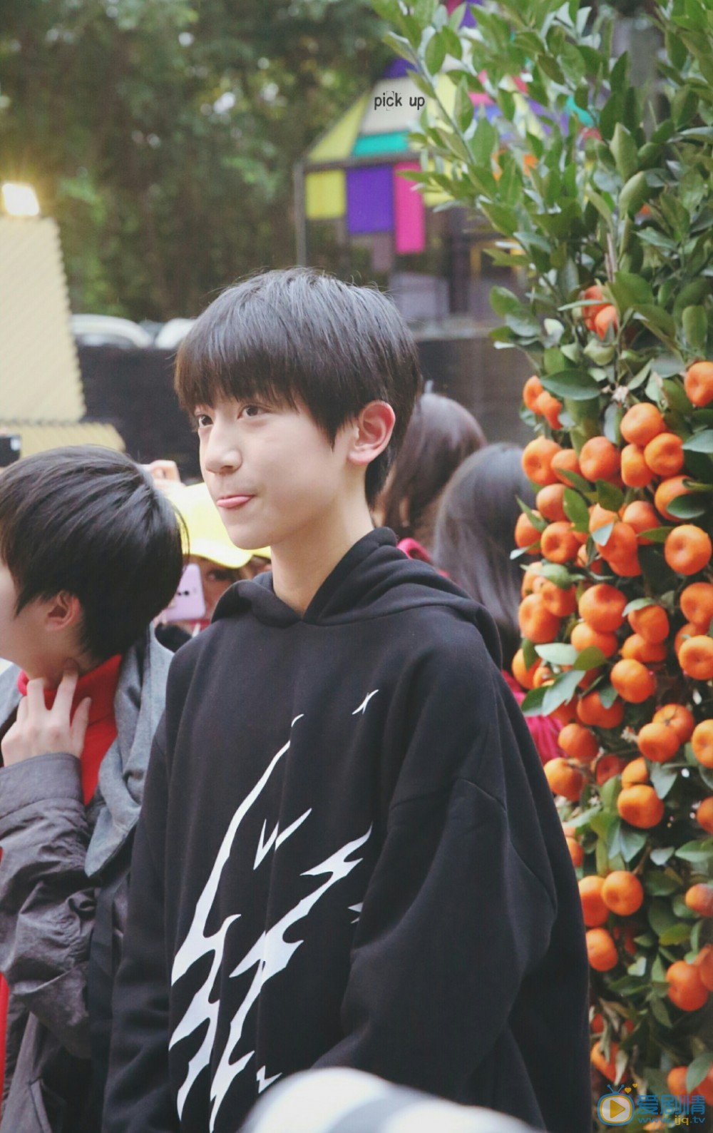 李天泽少年写真 李天泽高清写真_李天泽高清剧照