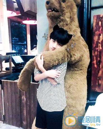 李天泽生活照写真 李天泽高清写真_李天泽高清剧照