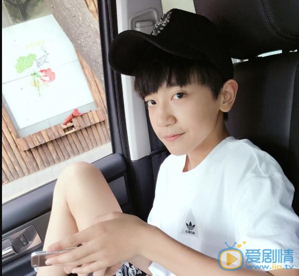李天泽自拍写真 李天泽高清写真_李天泽高清剧照