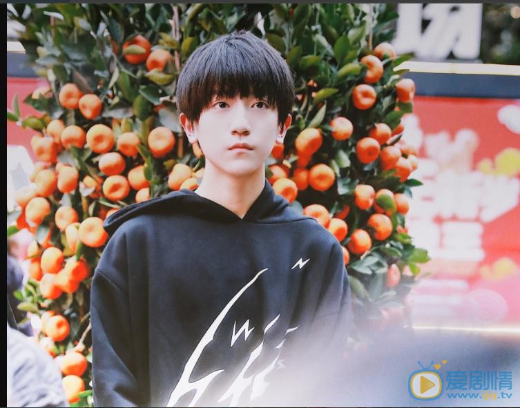 李天泽生活照写真 李天泽高清写真_李天泽高清剧照