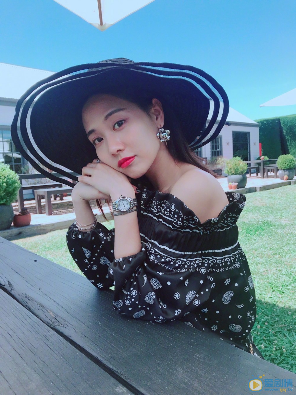 王霏霏旅行写真 王霏霏高清写真_王霏霏高清剧照