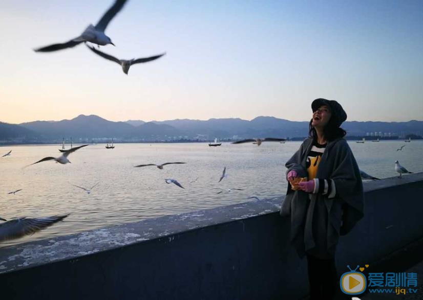 杨若兮生活照 杨若兮高清写真_杨若兮高清剧照