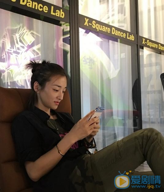 鲁昕儿生活照 鲁昕儿高清写真_鲁昕儿高清剧照