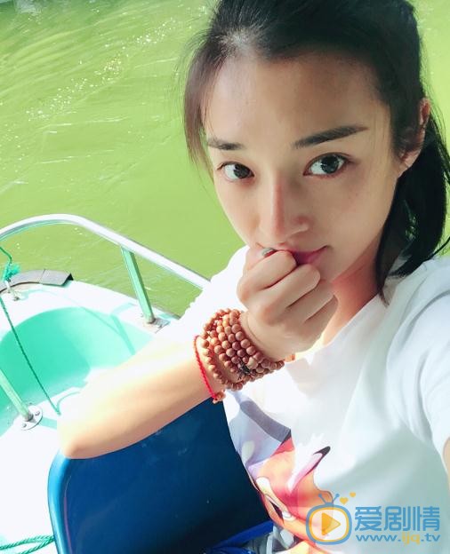 鲁昕儿生活照 鲁昕儿高清写真_鲁昕儿高清剧照