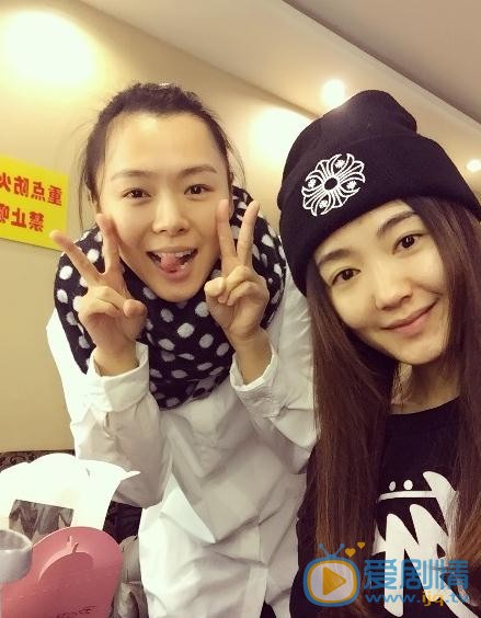 程怡与人合照 程怡高清写真_程怡高清剧照