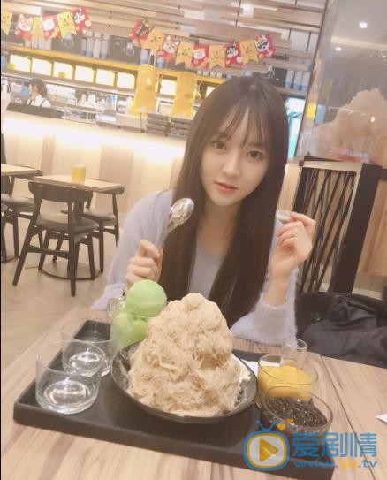 莫寒早期写真 莫寒高清写真_莫寒高清剧照