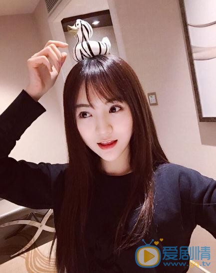 莫寒街拍照写真 莫寒高清写真_莫寒高清剧照