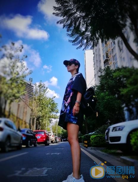 斯琴高丽旅行照 斯琴高丽高清写真_斯琴高丽高清剧照