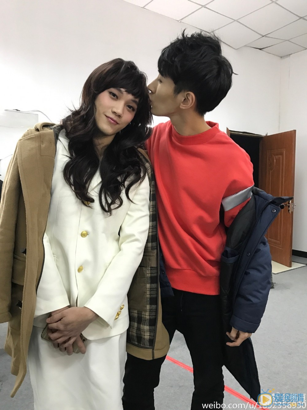 杨亘和其他明星合照写真 杨亘高清写真_杨亘高清剧照