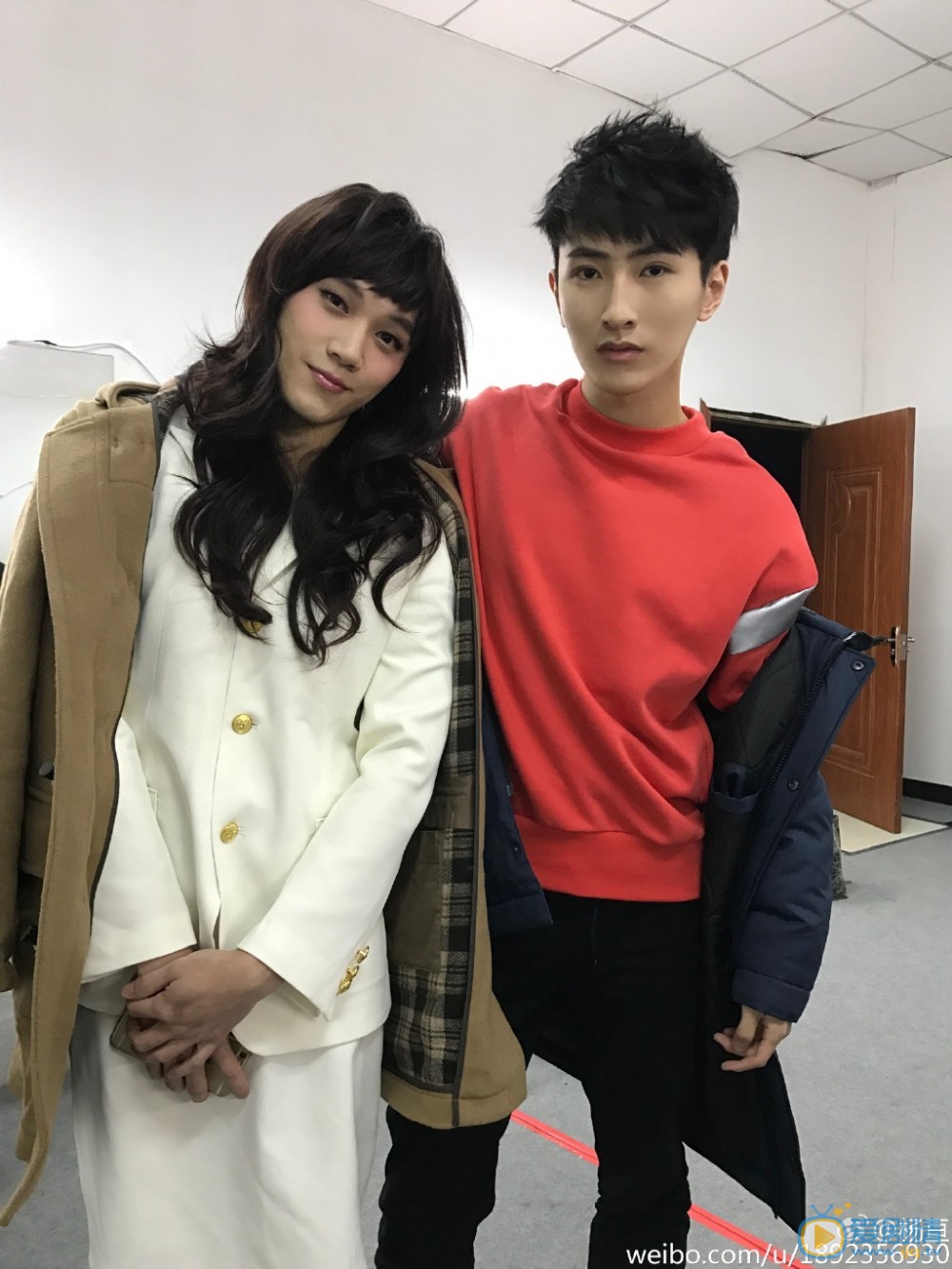 杨亘和其他明星合照写真 杨亘高清写真_杨亘高清剧照