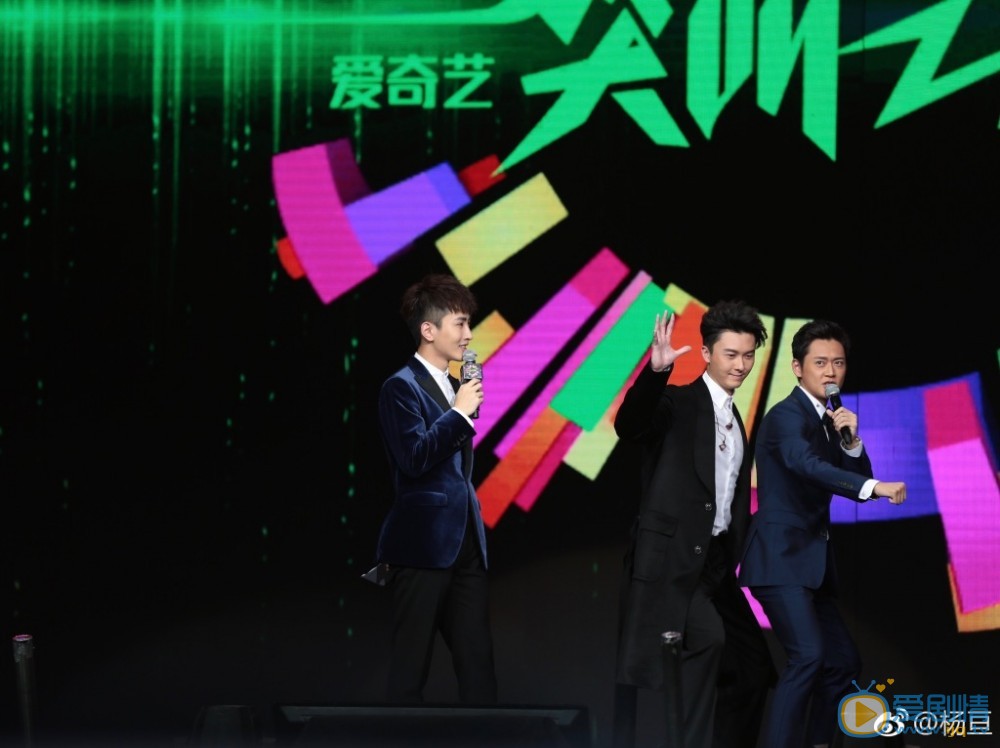 杨亘西服写真 杨亘高清写真_杨亘高清剧照