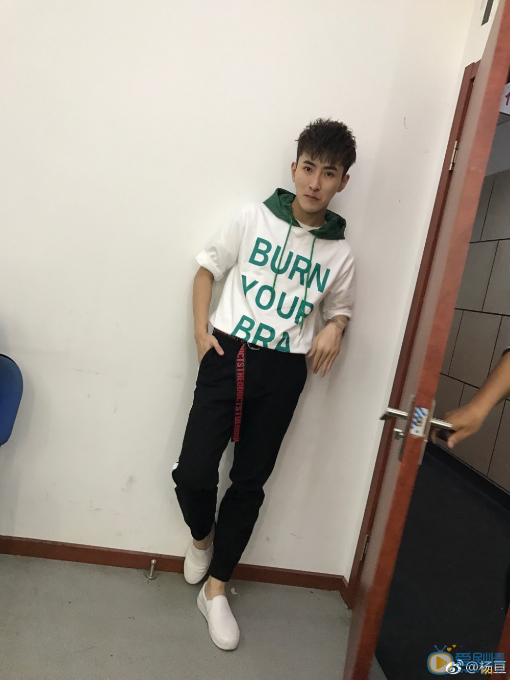 杨亘文艺写真 杨亘高清写真_杨亘高清剧照