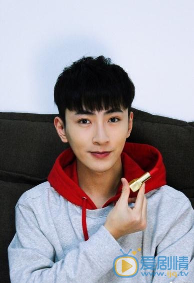 杨亘文艺写真 杨亘高清写真_杨亘高清剧照