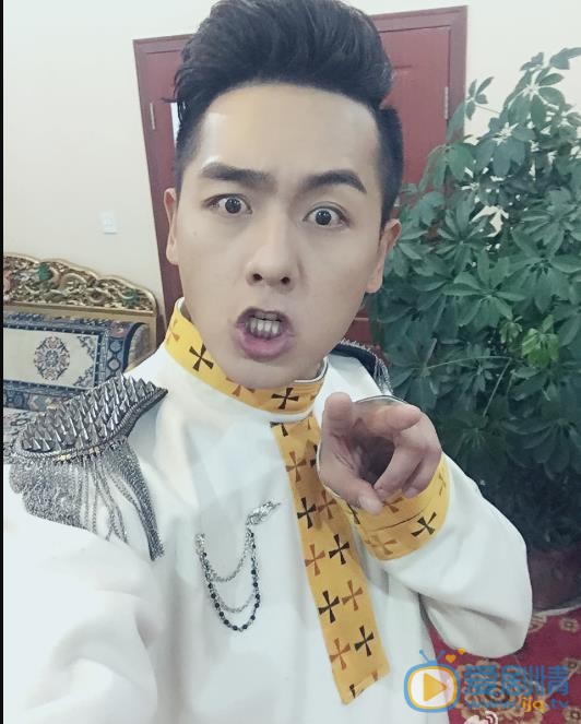 洛桑念扎片场照 洛桑念扎高清写真_洛桑念扎高清剧照