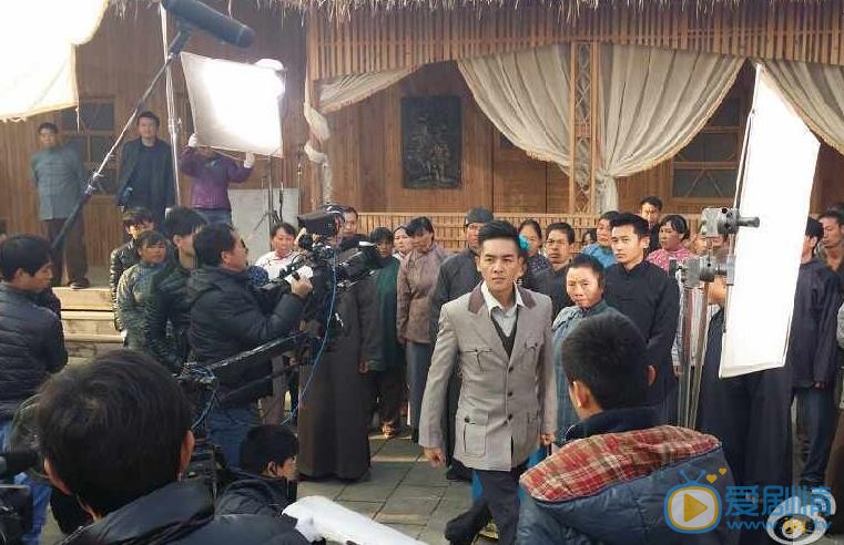 洛桑念扎片场照 洛桑念扎高清写真_洛桑念扎高清剧照