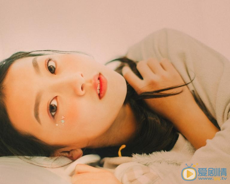 汤甄可爱写真 汤甄高清写真_汤甄高清剧照