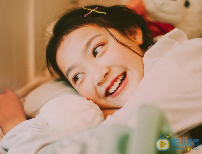 汤甄可爱写真 汤甄高清写真_汤甄高清剧照