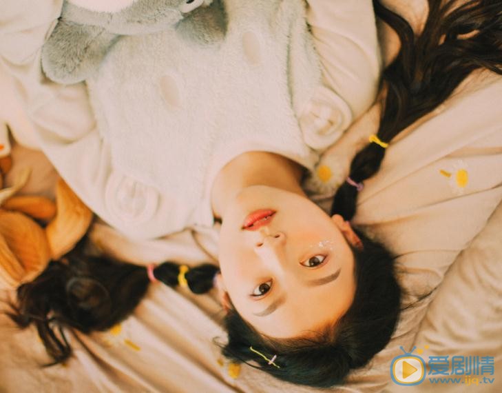 汤甄可爱写真 汤甄高清写真_汤甄高清剧照