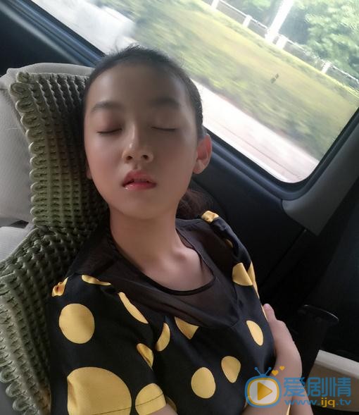 汤甄生活照 汤甄高清写真_汤甄高清剧照