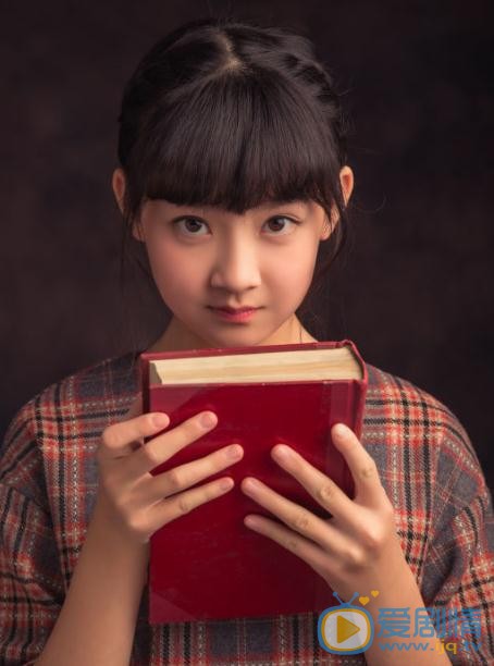 汤甄文艺写真 汤甄高清写真_汤甄高清剧照