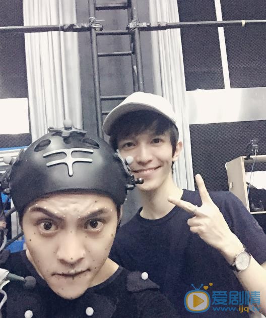 郭敬明明星合照 郭敬明高清写真_郭敬明高清剧照