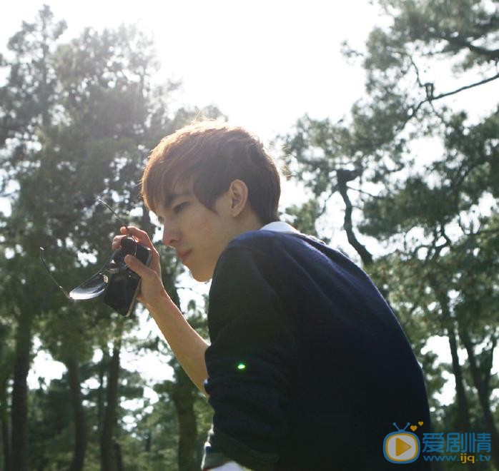 郭敬明非主流写真 郭敬明高清写真_郭敬明高清剧照