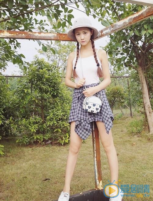 王芷嫣夏日写真 王芷嫣高清写真_王芷嫣高清剧照