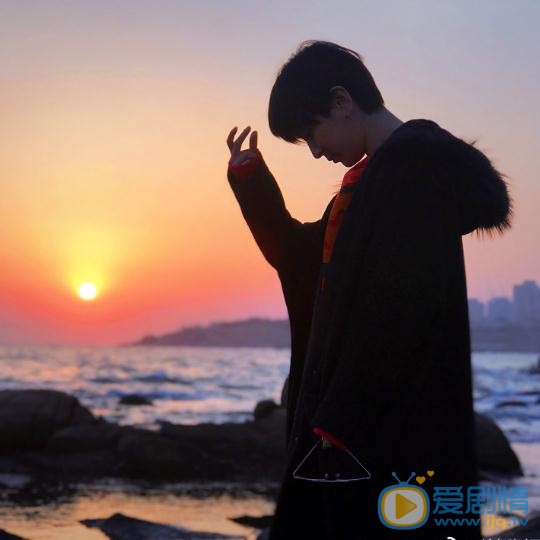 谢欣桐中性写真 谢欣桐高清写真_谢欣桐高清剧照